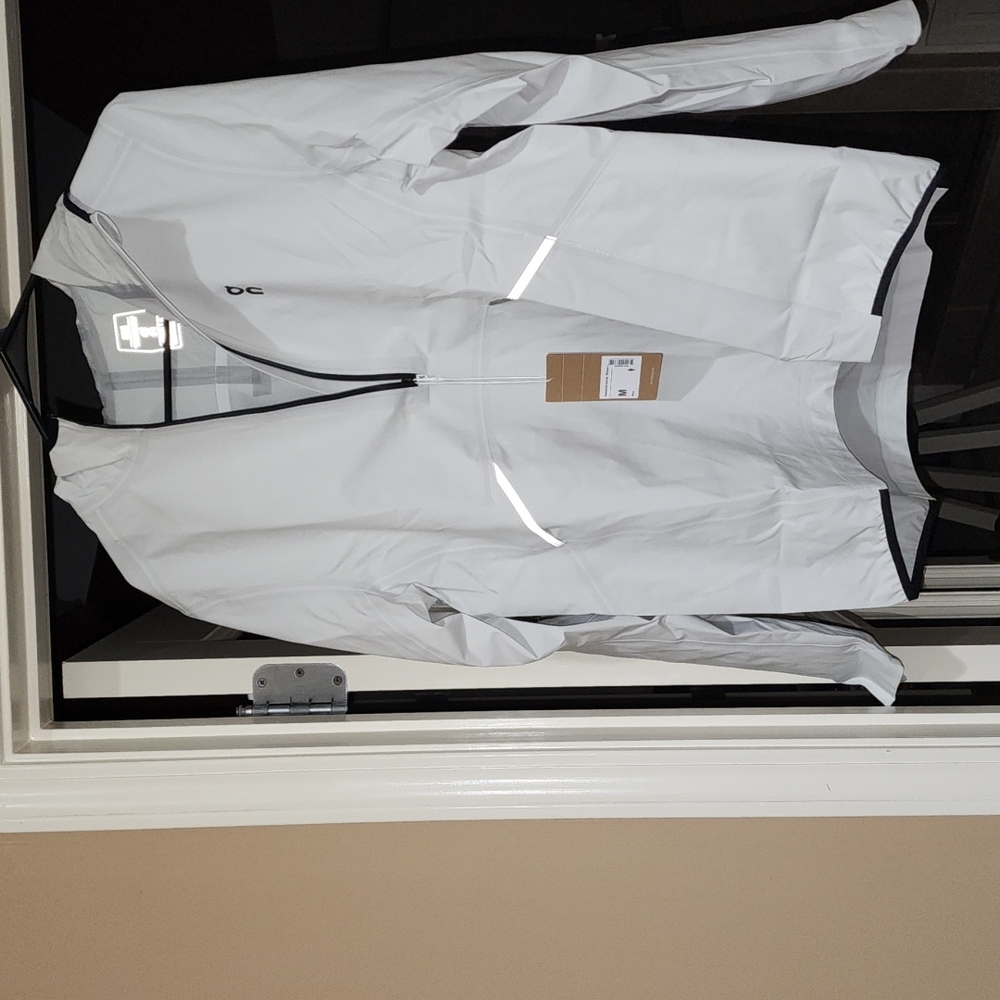 On Running Waterproof Anorak